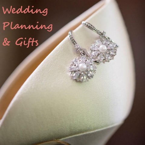wedding planning and gifts