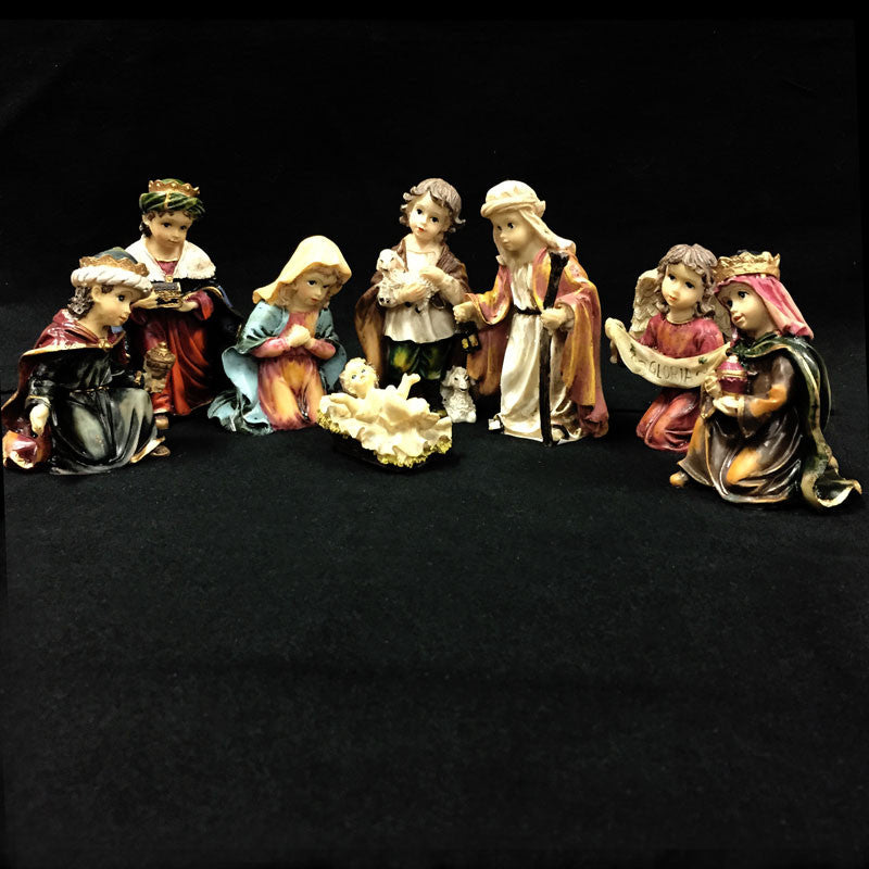 childrens 8 pc nativity set